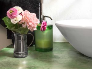 decoração de bancada do banheiro