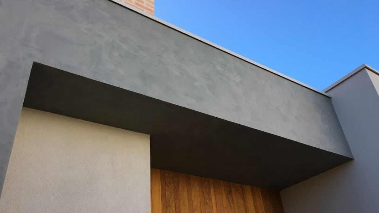 área externa de casa com cimento queimado